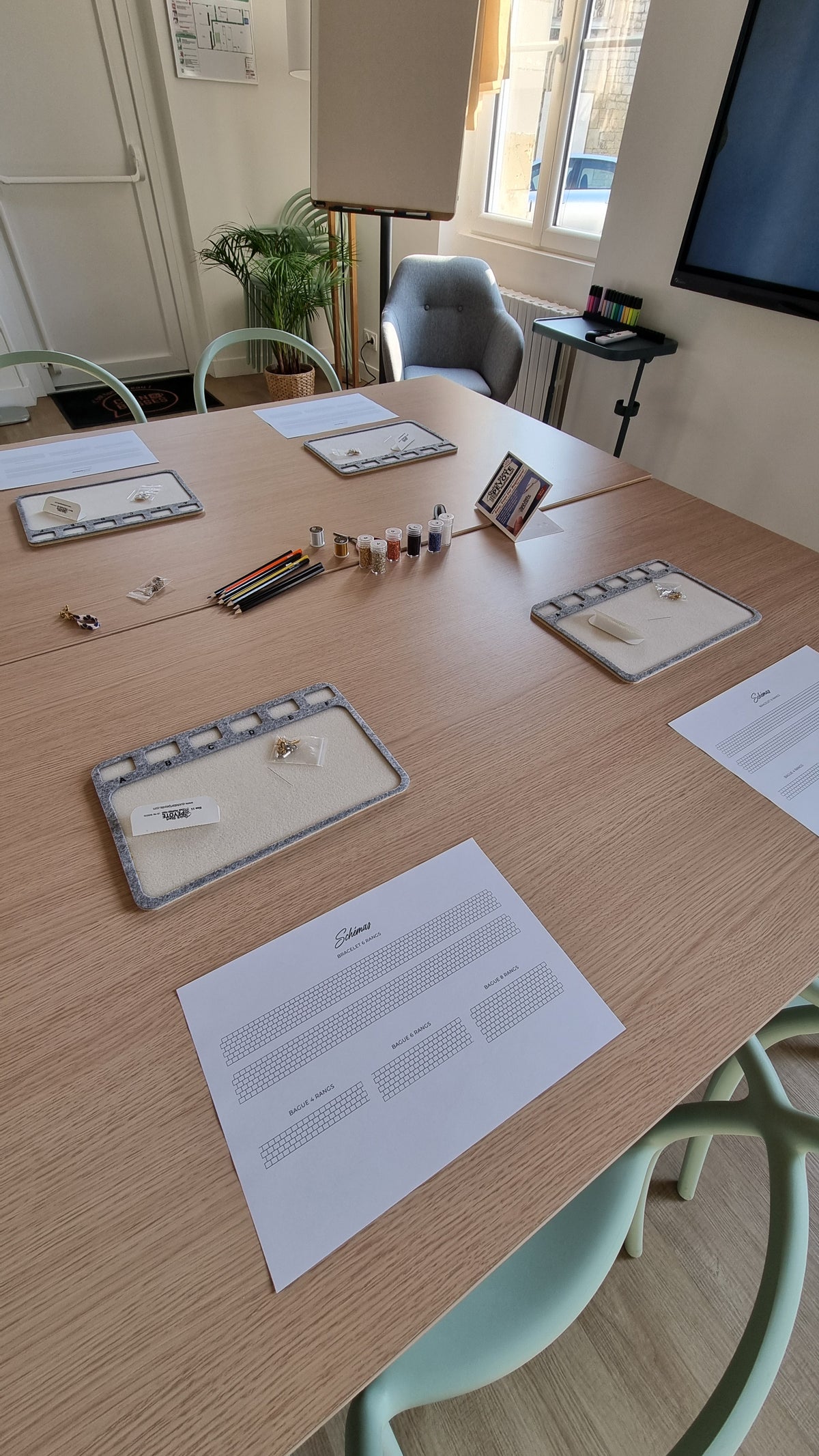 Atelier Créatif à Caen - Apprenez à créer vos bijoux en tissage de perles Miyuki